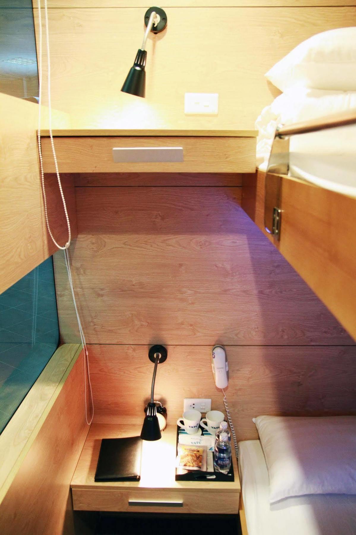 Vatc Sleep Pod Terminal 1 Hotel Noi Bai Bagian luar foto